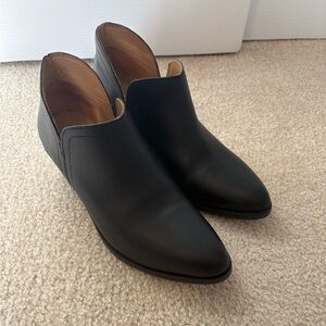 Nisolo Black Ankle Booties